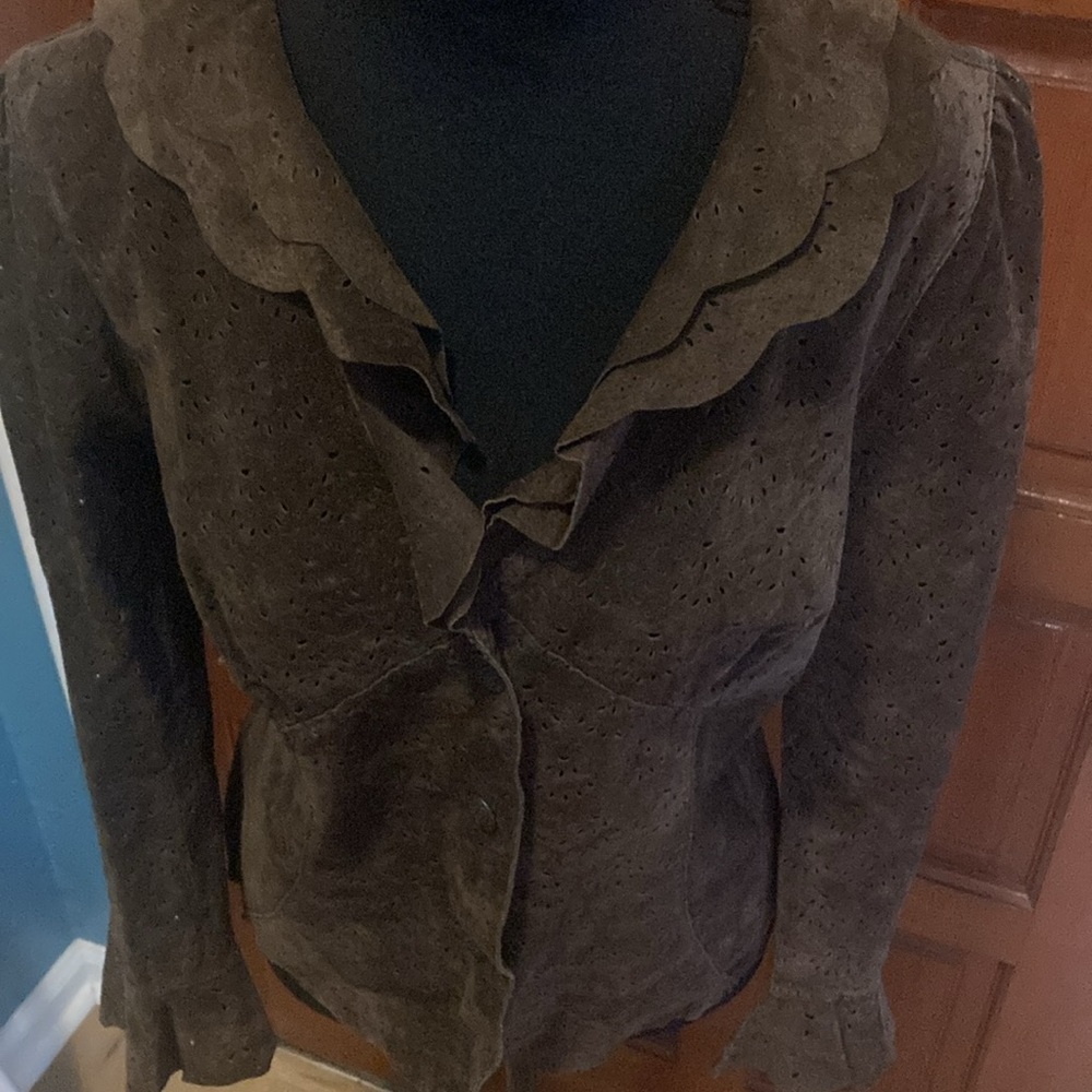 100% leather brown jacket. Vintage coldwater creek